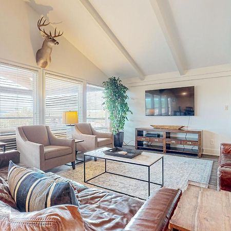 Grand River Retreat Wimberley Bagian luar foto