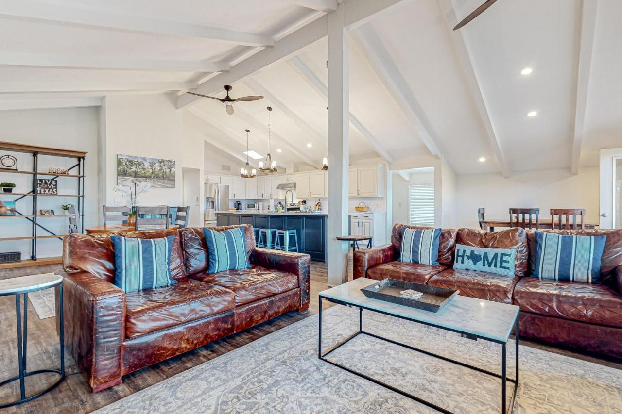 Grand River Retreat Wimberley Bagian luar foto