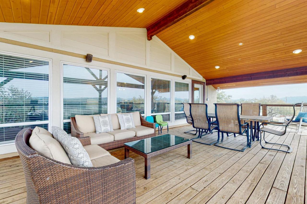 Grand River Retreat Wimberley Bagian luar foto