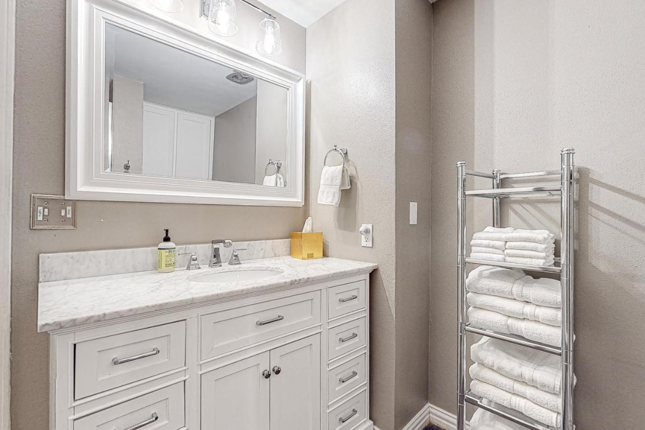 Grand River Retreat Wimberley Bagian luar foto